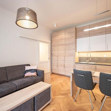 Friendly apartments in Prag Exterior foto