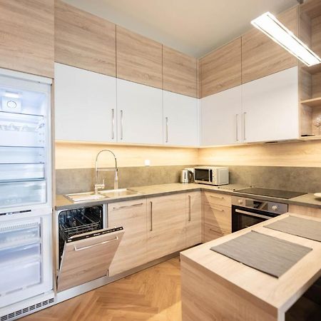 Friendly apartments in Prag Exterior foto