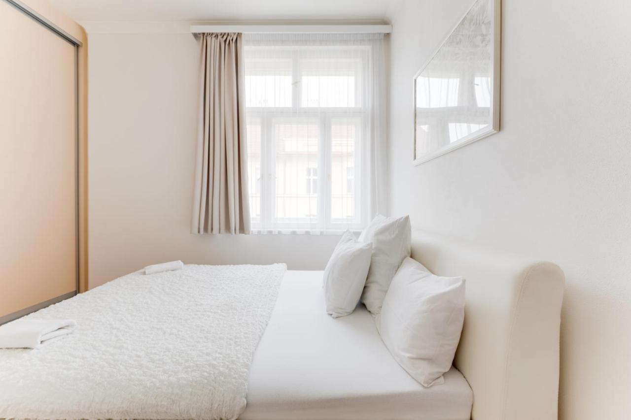 Friendly apartments in Prag Exterior foto
