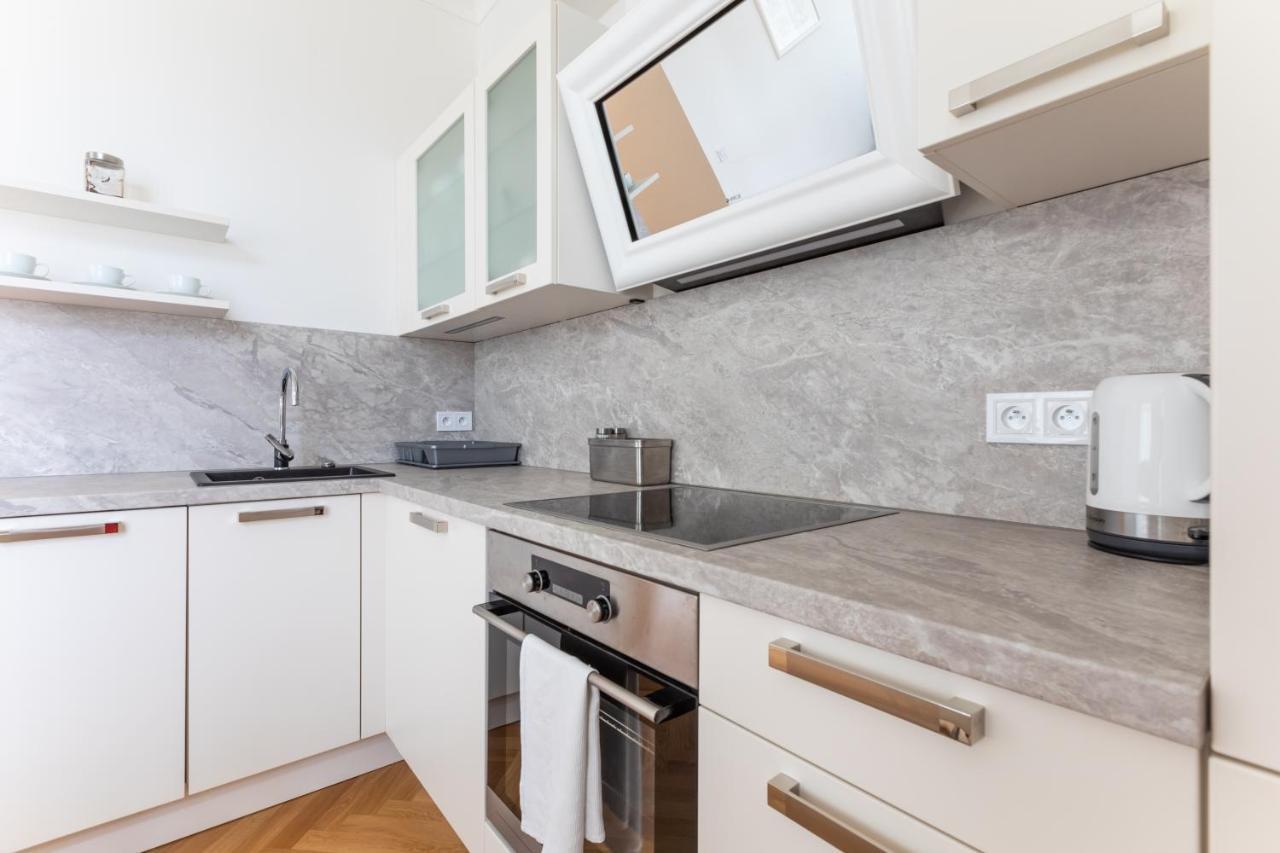 Friendly apartments in Prag Exterior foto